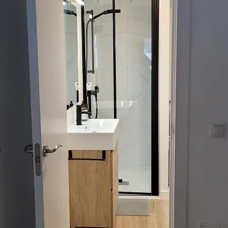 Carihuela Renovado - Wifi 365 Mbps - Fire Stick Amazon - Playa A 50 Metros