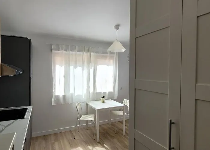 Carihuela Renovado - Wifi 365 Mbps - Fire Stick Amazon - Playa A 50 Metros