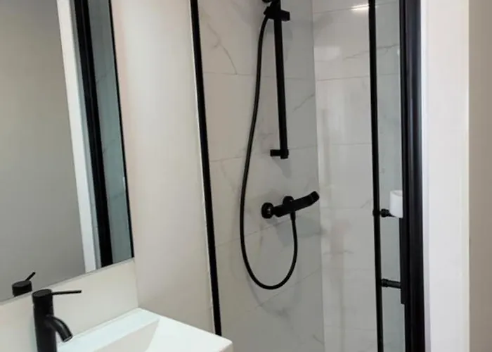 Carihuela Renovado - Wifi 365 Mbps - Fire Stick Amazon - Playa A 50 Metros Apartamento *