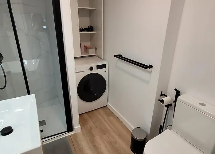 Carihuela Renovado - Wifi 365 Mbps - Fire Stick Amazon - Playa A 50 Metros Apartamento *