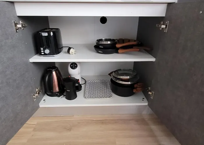 Carihuela Renovado - Wifi 365 Mbps - Fire Stick Amazon - Playa A 50 Metros Torremolinos