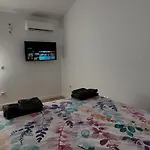 Carihuela Renovado - Wifi 365 Mbps - Fire Stick Amazon - Playa A 50 Metros トレモリノス
