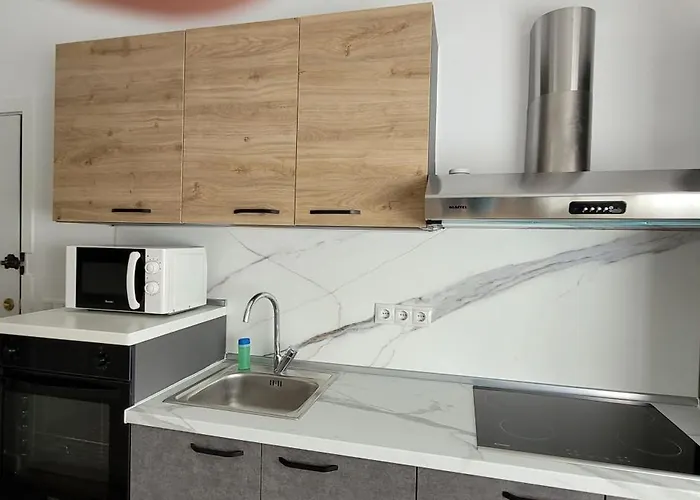 Carihuela Renovado - Wifi 365 Mbps - Fire Stick Amazon - Playa A 50 Metros Appartement Torremolinos