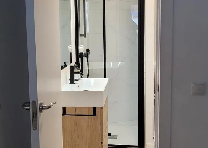 Carihuela Renovado - Wifi 365 Mbps - Fire Stick Amazon - Playa A 50 Metros