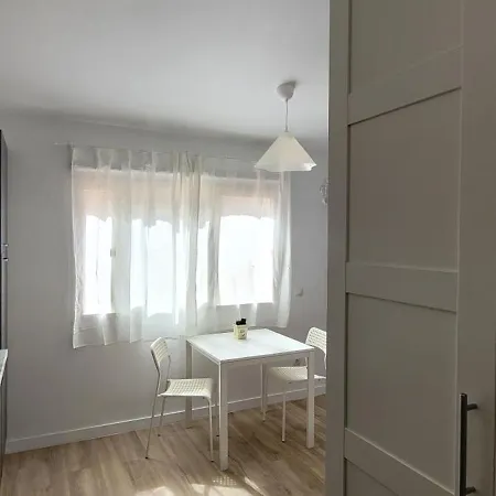 Carihuela Renovado - Wifi 365 Mbps - Fire Stick Amazon - Playa A 50 Metros