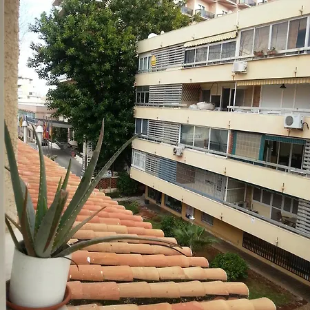 Carihuela Renovado - Wifi 365 Mbps - Fire Stick Amazon - Playa A 50 Metros Apartment *